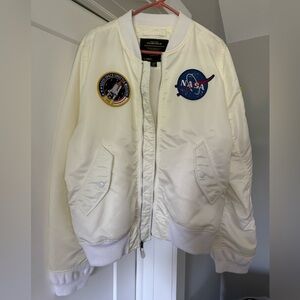 ALPHA INDUSTRIES WHITE NASA BOMBER XL MENS